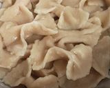 A picture of step 1 of Quick and Spicy farfalle pasta.