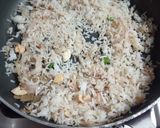 तिरंगा पुलाव (tiranga pulaw recipe in marathi recipe in marathi) रेसिपी स्टेप 5 फोटो 