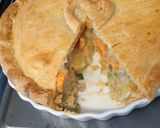 A picture of step 7 of Creamy veggie pie.