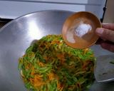 Foto langkah ke 4 dari resep Oseng Buncis Wortel.