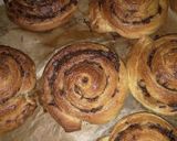 Une image de l'étape 5 de Pain suisse chocolat et raisins secs saveurs orientale.