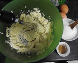 Foto del paso 1 de la receta: Cake navideño de mandarinas con queso de untar y chocolates
