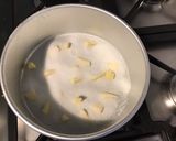 Une image de l'étape 3 de Tarte renversée aux pêches blanches du jardin pâte brisée à la pomme.