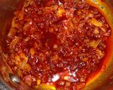 Tárkonyos, házi füstölt kolbászos krumplileves tejföllel recept fázis 2 fotója