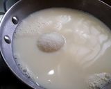 A picture of step 4 of Makhana custard kheer.