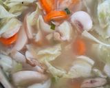 Foto langkah ke 3 dari resep Sop/Sup sayur dan telur puyuh penghangat badan.