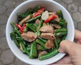 Foto langkah ke 4 dari resep Tumis Kacang Panjang Bakso.