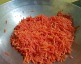 A picture of step 2 of Carrot Halwa.