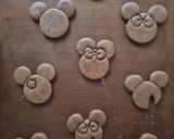 Foto del paso 7 de la receta: Galletas sabor a Disney. Mickey y Minnie sin cortante