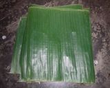 Foto langkah ke 1 dari resep Lontong Daun Pisang 5.30.7.