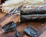 A picture of step 3 of Crispy Enoki Rolls.