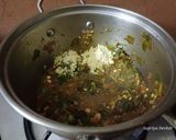 A picture of step 2 of Rustic Bathua Saag with sorghum bhakri.