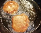 Foto del paso 3 de la receta: Buñuelos de manzana con mezcla de harinas