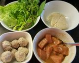 รูปขั้นตอนการทำที่ 2 ของ ก๋วยเตี๋ยว(บะหมี่)ลูกชิ้นหมูตุ๋น