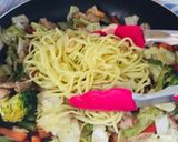 Foto del paso 3 de la receta: Japanese Yakissoba !
