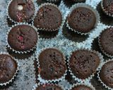 Foto langkah ke 4 dari resep Bolu Kering Coklat Mini.