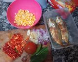Foto langkah ke 1 dari resep Tumis Ikan Asin Peda.