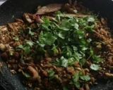 A picture of step 4 of Pyaz ki kachauri.