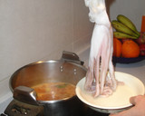 Foto del paso 6 de la receta: Pulpo con salsa de tomate y almejas