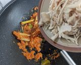 Foto langkah ke 2 dari resep Rica-rica Ayam Suwir Kemangi.