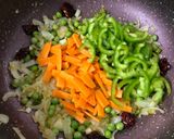 A picture of step 8 of Chinese Egg Fried Rice.