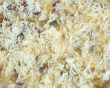 Foto del paso 4 de la receta: Quiche de beicon caramelizado con puerro
