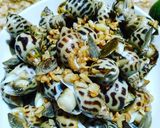 Hình bước làm 2 của món Ốc hương xào bơ muối tỏi