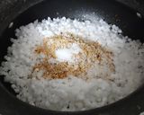 साबुदाणा खिचडी (sabudana khichdi recipe in marathi) रेसिपी स्टेप 3 फोटो 