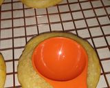 Foto langkah ke 6 dari resep Strawberry Tartlet Bread.