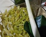 Foto langkah ke 1 dari resep Tumis Kangkung Manado.
