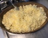 Une image de l'étape 10 de Gratin de chou fleur aux deux sauces, ail et emmental râpé.