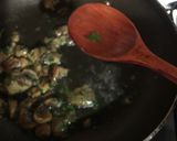 Foto langkah ke 4 dari resep Pappardelle Cioccolato ai Funghi || Pasta Coklat Saus Jamur.