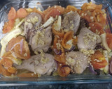 Foto del paso 4 de la receta: Muslitos con verduras al horno