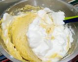 Foto langkah ke 4 dari resep Marmer Cake 4 Telur (Minimalis).