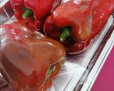 Foto del paso 2 de la receta: Huevos rellenos de pimiento y sardinas