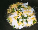 A picture of step 2 of Egg fried Rice with mayo garlic sauce.