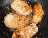 A picture of step 1 of Coca-Cola Braised Pork Chops.