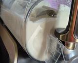 Une image de l'étape 1 de Milkshakes Bueno white au Ninja Swirl.
