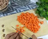 Foto langkah ke 1 dari resep Roti goreng isi ragout sosis keju.
