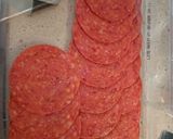 Foto del paso 2 de la receta: Tartaletas de pepperoni y rulo de cabra