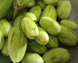 Hình bước làm 1 của món Dưa hấu non kho ngót