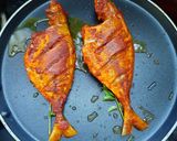 A picture of step 5 of Malabar trevally fish fry.