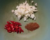 Foto langkah ke 1 dari resep Phat Phak Kut | Tumis Pakis ala Thailand.
