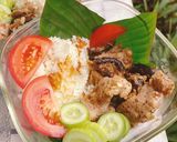 รูปขั้นตอนการทำที่ 3 ของ ข้าวนมสดใบเตยหน้าหมูและเห็ดทอดกระเทียมพริกไทยดำ 🥛 🍃 🐖 🍄 🧄