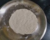 A picture of step 4 of 2 minute pizza.
