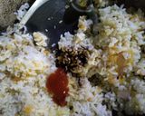 Foto langkah ke 4 dari resep Omurice (Nasi goreng selimut).