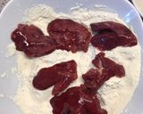 Csirkemáj rántva recept fázis 1 fotója