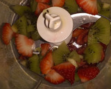 Foto del paso 6 de la receta: LICUADOS 1 2 3 🍒🍓🥝🍎🍌