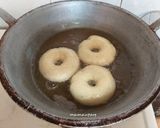 Foto langkah ke 5 dari resep Donat Maizena (tanpa telur).