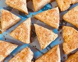 Foto del paso 3 de la receta: Scones de queso tipo Starbucks fáciles 🧀 no se amasa!